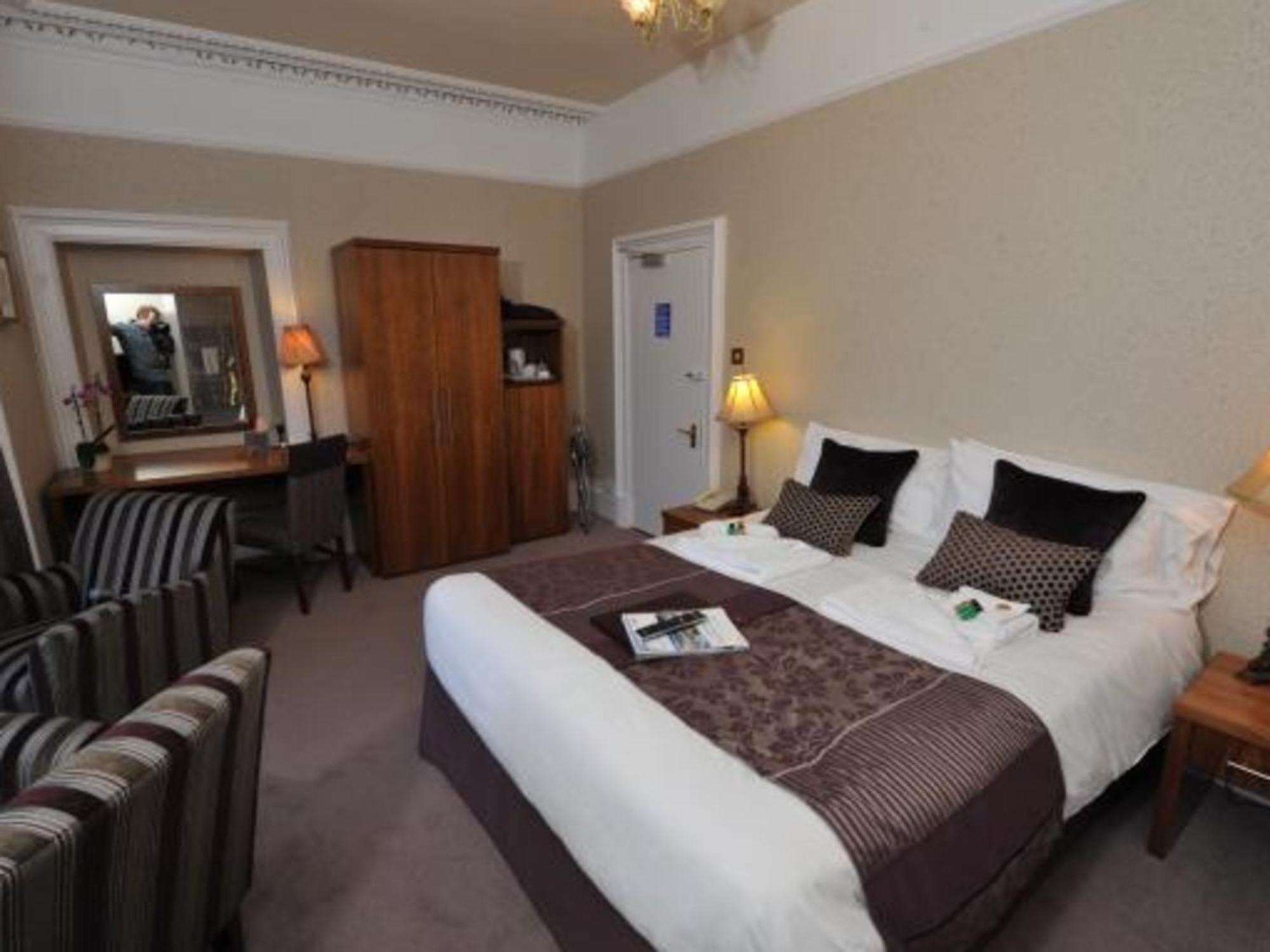 Poppies Hotel Callander Buitenkant foto
